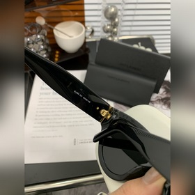SAINT LAURENT YSL SLM94 Черный и золотой