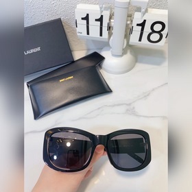 Официальный сайт SAINT LAURENT YSL Saint Laurent лаконичный объем