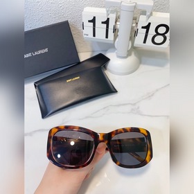 Официальный сайт SAINT LAURENT YSL Saint Laurent лаконичный объем