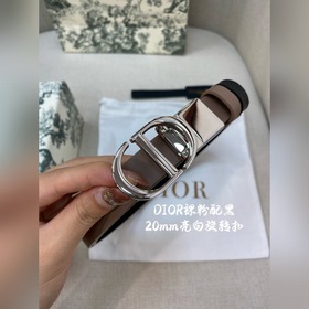 Новая коллекция Dior на официальном сайте. Модель с подиума. Созд