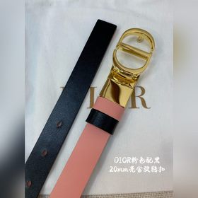 Новая коллекция Dior на официальном сайте. Модель с подиума. Созд