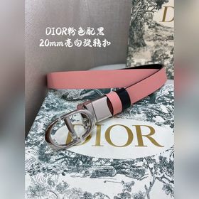 Новая коллекция Dior на официальном сайте. Модель с подиума. Созд
