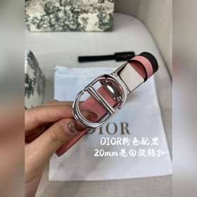 Новая коллекция Dior на официальном сайте. Модель с подиума. Созд