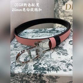 Новая коллекция Dior на официальном сайте. Модель с подиума. Созд