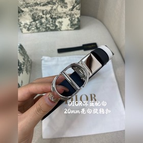 Новая коллекция Dior на официальном сайте. Модель с подиума. Созд