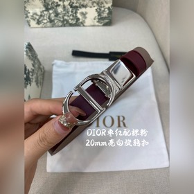 Новая коллекция Dior на официальном сайте. Модель с подиума. Созд