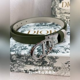 Новая коллекция Dior на официальном сайте. Модель с подиума. Созд