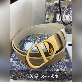Новая коллекция Dior на официальном сайте. Модель с подиума. Созд