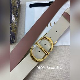 Новая коллекция Dior на официальном сайте. Модель с подиума. Созд