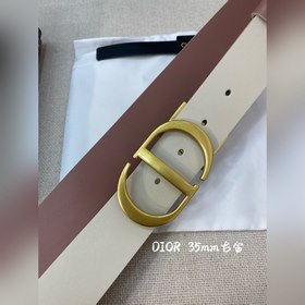 Новая коллекция Dior на официальном сайте. Модель с подиума. Созд