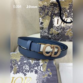 Официальный сайт Dior. Модель с подиума. Создана с целью обеспечи
