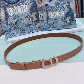 Новая модель CD-поясной пряжки Dior 23 для нового года. Классичес