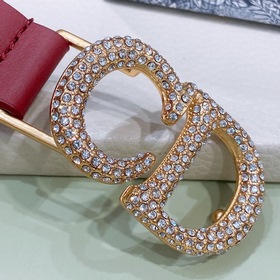 Новая модель Dior 23 для нового года, поясная пряжка в форме седл