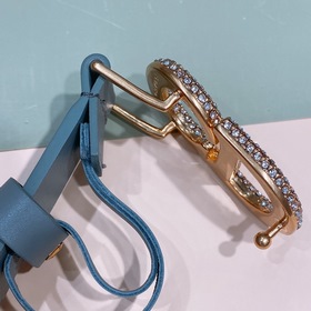 Новая модель Dior 23 для нового года, поясная пряжка в форме седл