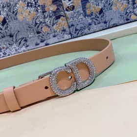 Новая модель Dior 23 для нового года, поясная пряжка в форме седл