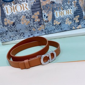 Новая модель Dior 23 для нового года, поясная пряжка в форме седл