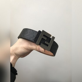 Упаковка в специальной коробке. Новая модель FD с широким ремешко