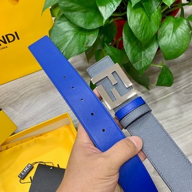 FENDI (Фенди) Модель, идентичная представленной в магазине. Ширин