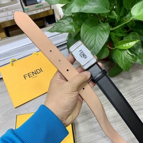 FENDI (Фенди) Женский пояс из кожи двойного слоя, изготовленный и
