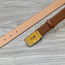 FENDI (Фенди) Женский пояс из кожи двойного слоя, изготовленный и