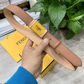 FENDI (Фенди) Женский пояс из кожи двойного слоя, изготовленный и