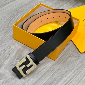 FENDI (Фенди) Модель, аналогичная представленной в магазине. Шири