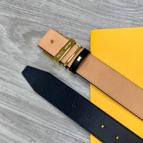 FENDI (Фенди) Модель, аналогичная представленной в магазине. Шири