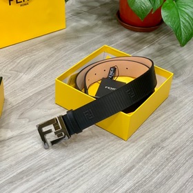 FENDI (Фенди) Модель, аналогичная представленной в магазине. Шири