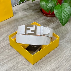 FENDI (Фенди) Модель, идентичная представленной в магазине. Ширин
