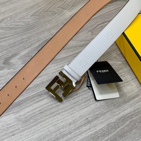 FENDI (Фенди) Модель, идентичная представленной в магазине. Ширин
