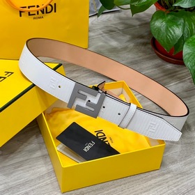 FENDI (Фенди) Модель, идентичная представленной в магазине. Ширин