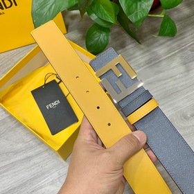 FENDI (Фенди) Модель, идентичная представленной в магазине. Ширин