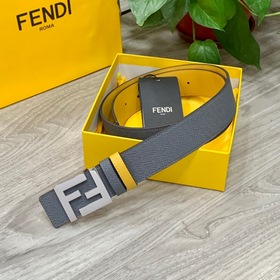 FENDI (Фенди) Модель, аналогичная представленной в магазине. Шири
