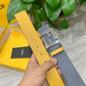 FENDI (Фенди) Модель, аналогичная представленной в магазине. Шири