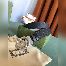GUCCI Двусторонняя поясная сумка GUCCI 3,7, одна сторона из кожи 