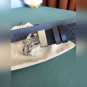 GUCCI Двусторонний пояс GUCCI шириной 3,7 см, одна сторона из кож
