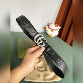 Gucci 4,0-дюймовый ремень из тисненной кожи с принтом из серии Ma