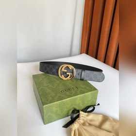 Классический пояс Gucci из ткани Supreme. Оригинальный материал с