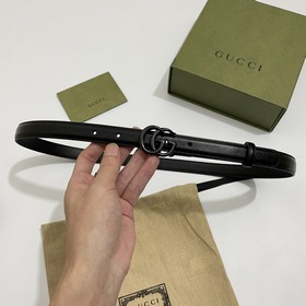Gucci 409417 18YXV Узкая версия 2,0 см Теленая кожа с тонким крае