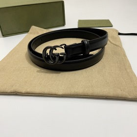 Gucci 409417 18YXV Узкая версия 2,0 см Теленая кожа с тонким крае