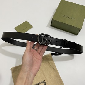 Gucci 414516 18YXV Широкая версия 3,0 см Теленая кожа с ровными к