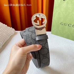 Новая модель Gucci. Одна сторона из нового серо-черного ПВХ с при