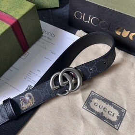 Gucci, ширина 3,0 см, новый двусторонний кожаный ремень с принтом