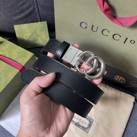 Gucci, ширина 3,0 см, новый двусторонний кожаный ремень с принтом