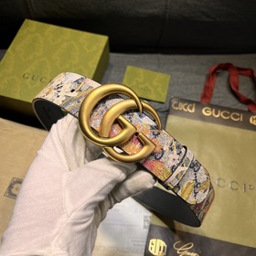 Новый ремень Gucci соединяет прошлое и настоящее бренда, продолжа