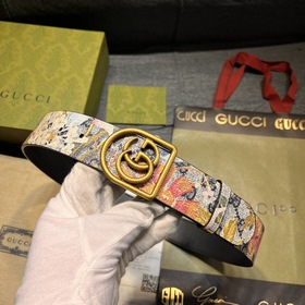 Новый ремень Gucci соединяет прошлое и настоящее бренда, продолжа
