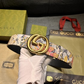 Новый ремень Gucci соединяет прошлое и настоящее бренда, продолжа