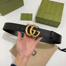 GUCCI Размер 4 см, подлинная форма. Один из боков этого ремня име