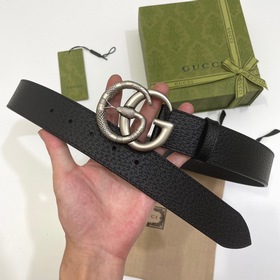 GUCCI Размер 4 см, подлинная форма. Один из боков этого ремня име