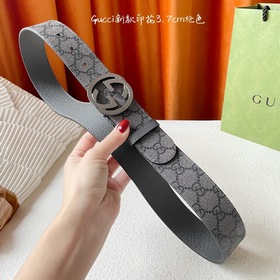 Новая модель Gucci： одна сторона из нового серо-черного ПВХ с при